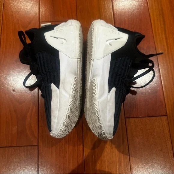 Nike Kids Black and White Striped Sneakers - Picture 2 of 6